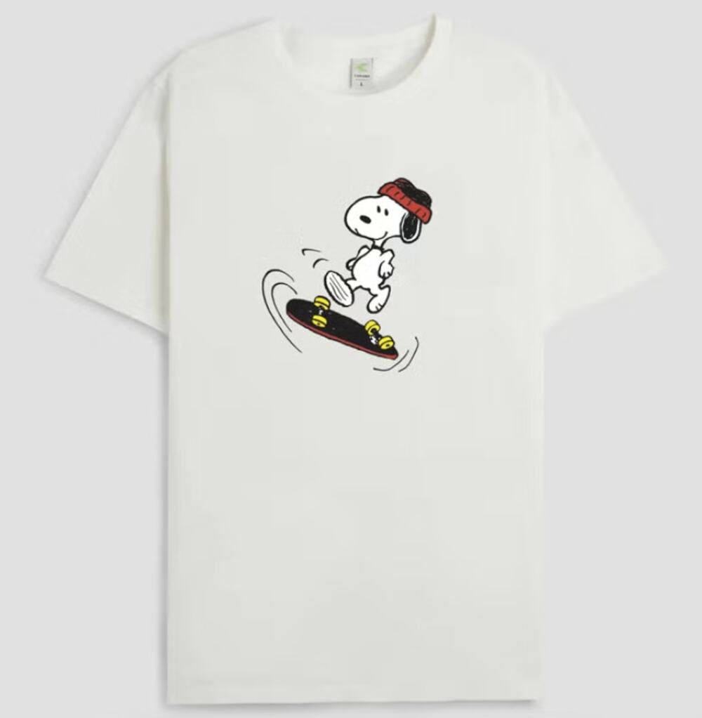 Cariuma + Peanuts Men's M Kick-Flip Skater Snoopy White Graphic T-Shirt K8-2